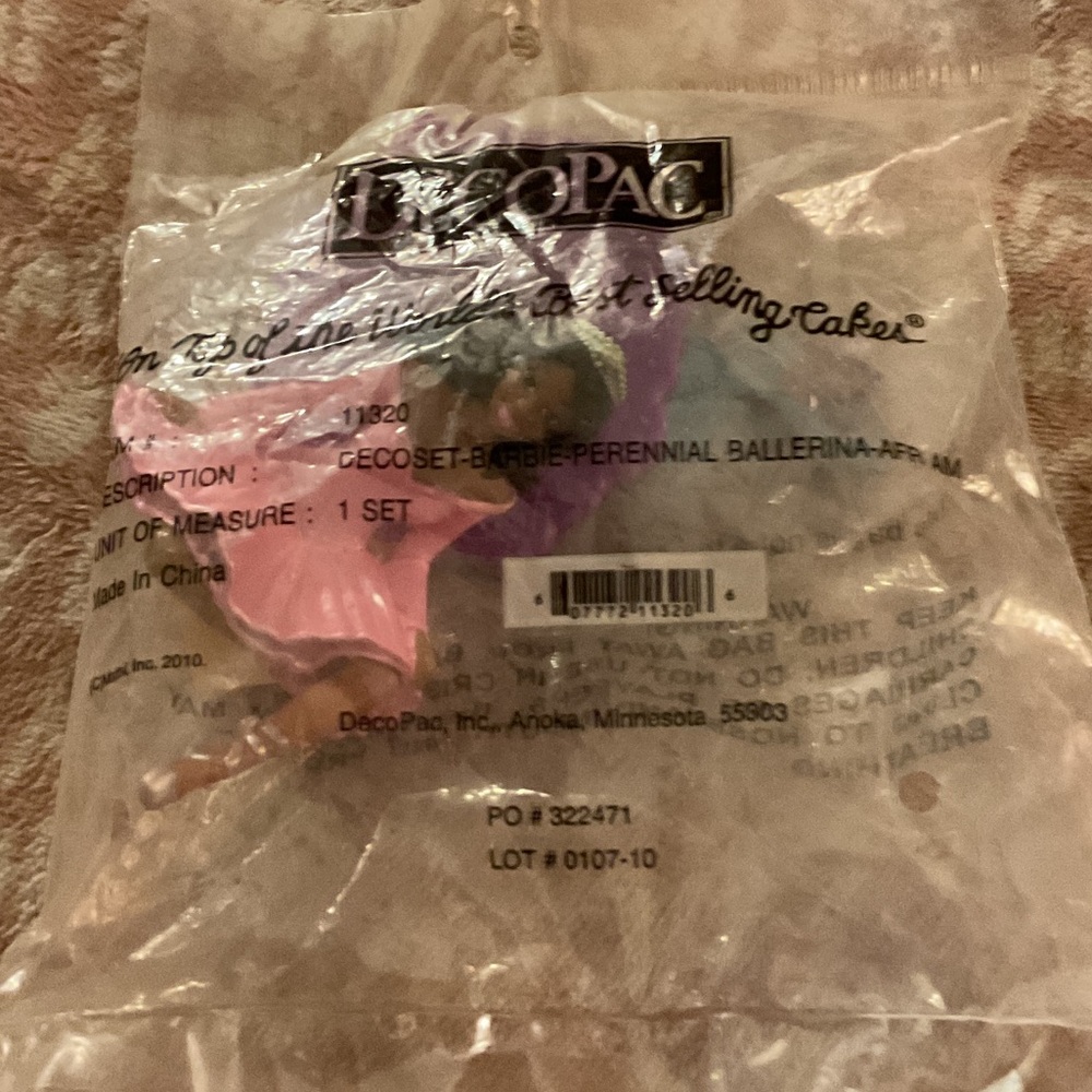 DecoPac Barbie Perennial Ballerina Cake Topper new in package 2010